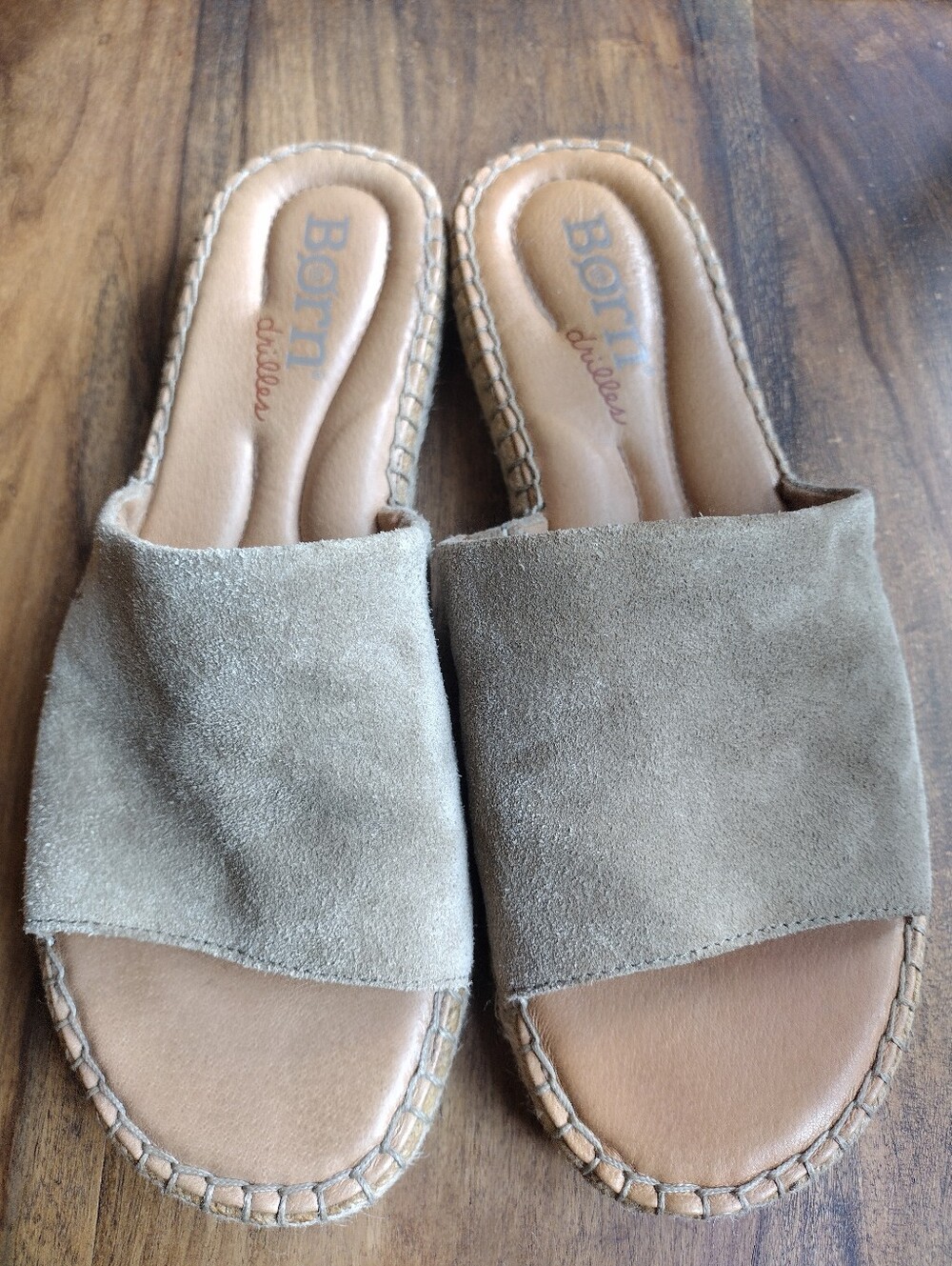 Born Drilles Tan Taupe Suede Espadrille Sandals Size 10